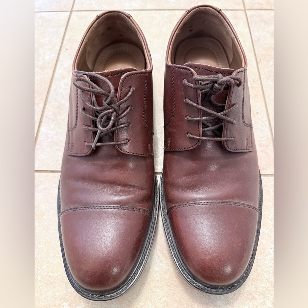 Johnston & Murphy Classic Brown Leather Men's Dress Shoes